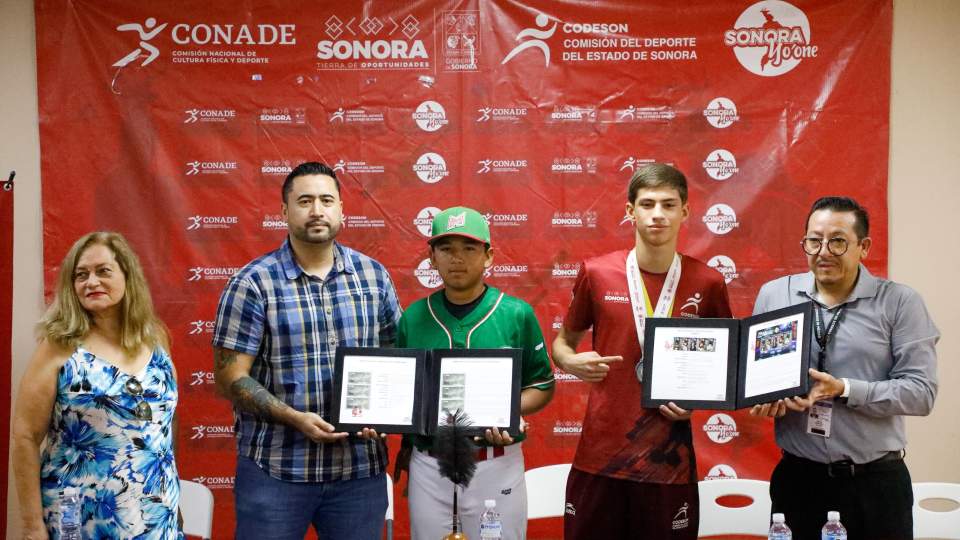 PRESENTA CORREOS DE MÉXICO DOS SERIES DE ESTAMPILLAS POSTALES SOBRE EL DEPORTE 